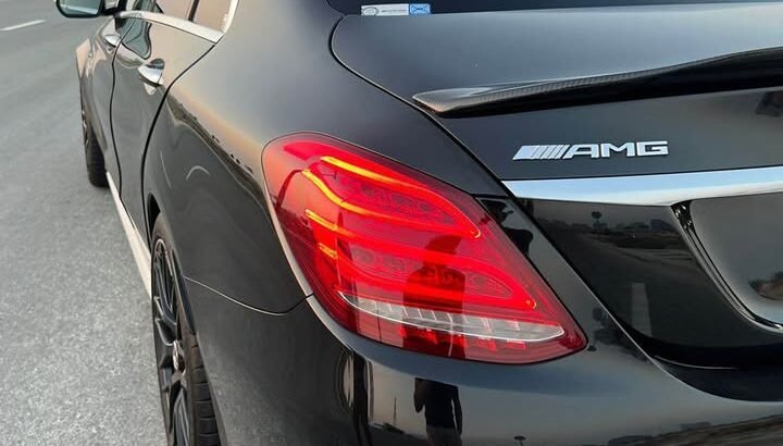 MERCEDES BENZ AMG C63s (Japanese spec)