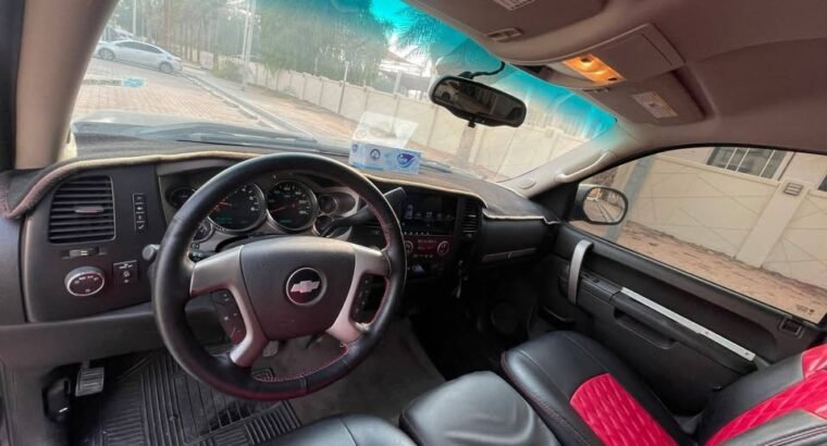 Chevrolet Silverado Model 2010 For Sale