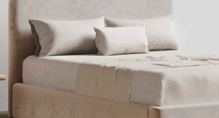 King Size Brand New Bed – Elegant and st...