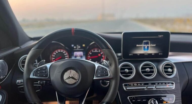 MERCEDES BENZ AMG C63s (Japanese spec)