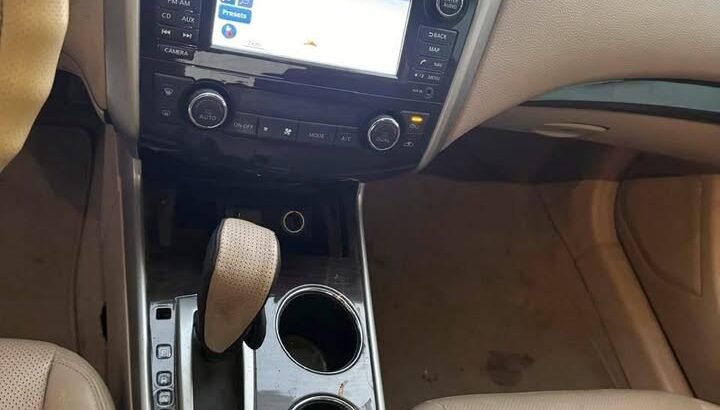 NISSAN ALTIMA SL (2013)