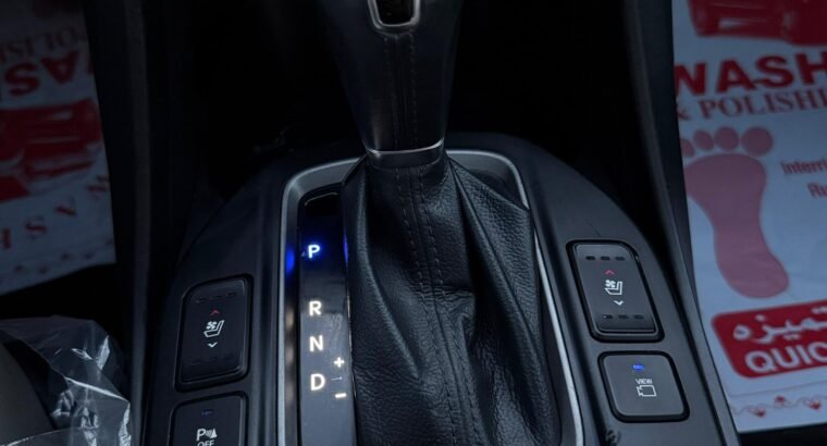 2017 Hyundai Santa Fe – Full Option