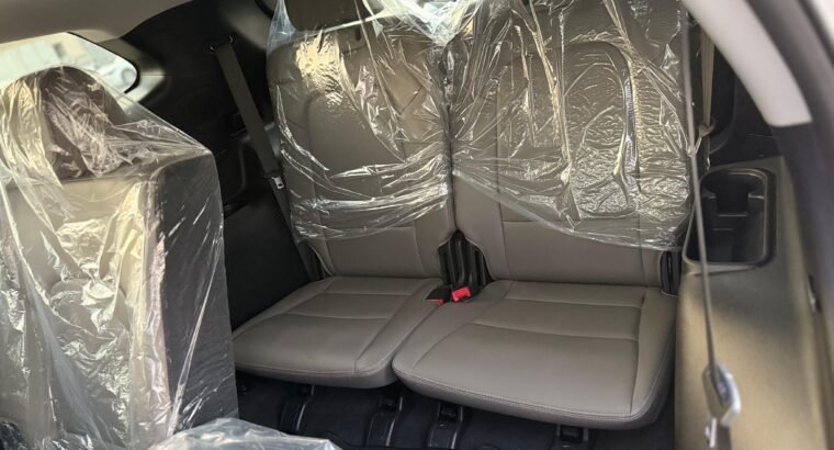 2017 Hyundai Santa Fe – Full Option