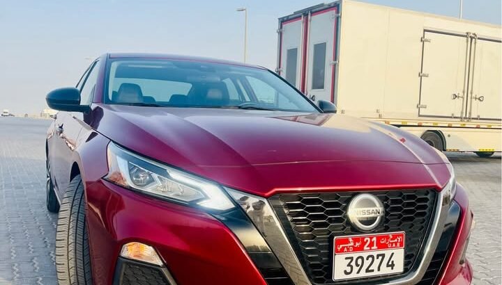 -Nissan Altima SR 2020. 4 celyndar. eng 2.4 -American specs good condition no Ac