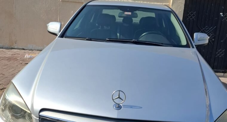 C180 Mercedes-Benz C-Class Sedan 2008