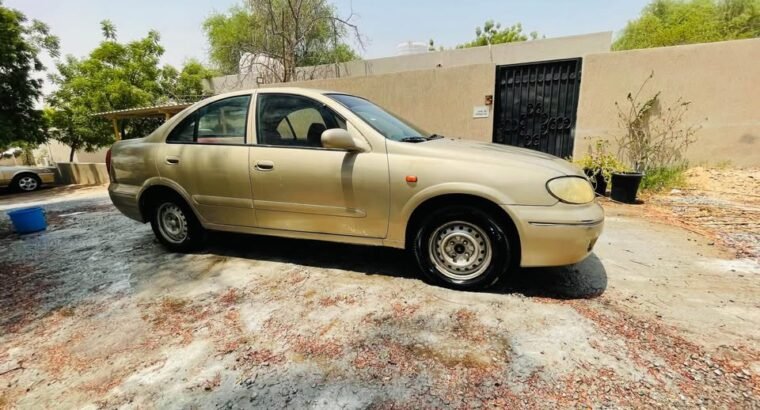 Nissan Sunny 2005 gcc Japan available for sale