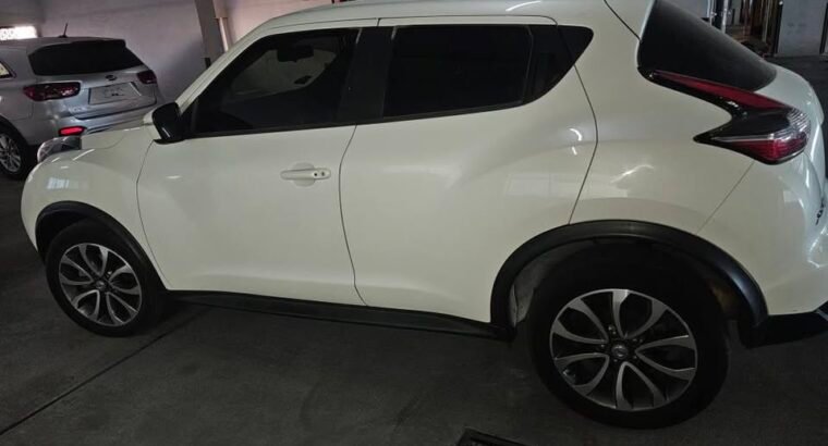 Nissan juke very clean low km original paint 2016.