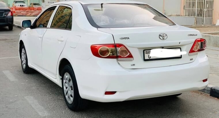 Toyota corolla Model 2013. Gcc specs Kms..196K CALL& 00971502391733