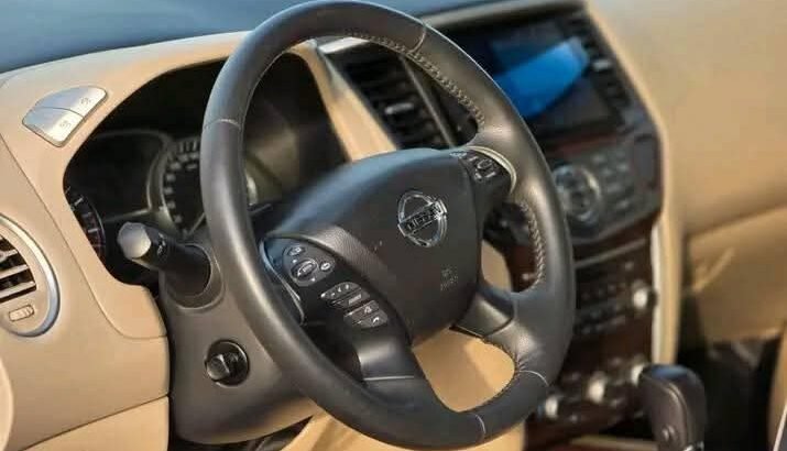 2016 Nissan Pathfinder 2016 model